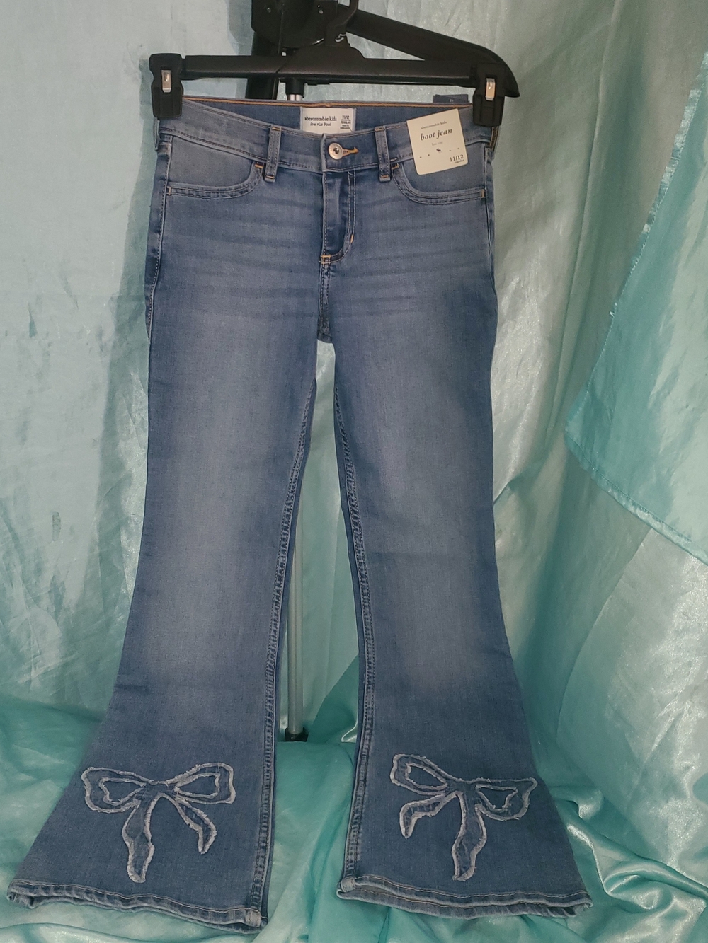 Abercrombie Kids Girls Bow Jeans Embroidered Flare Jeans Sz. 11/12